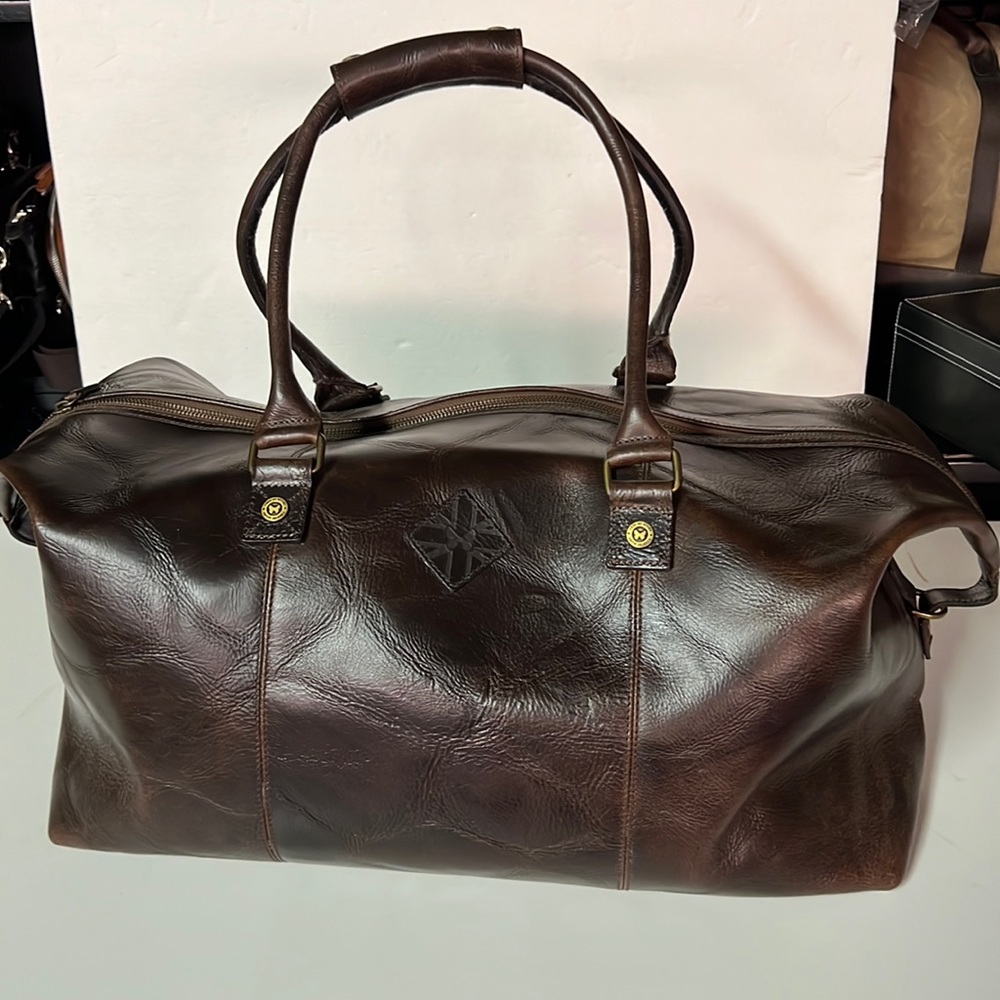NWT GENUINE LEATHER CABIN BAG
